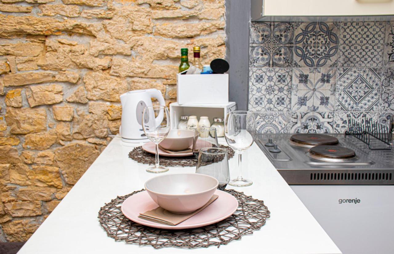 Nina Colosseum Apartment Pula Exterior foto