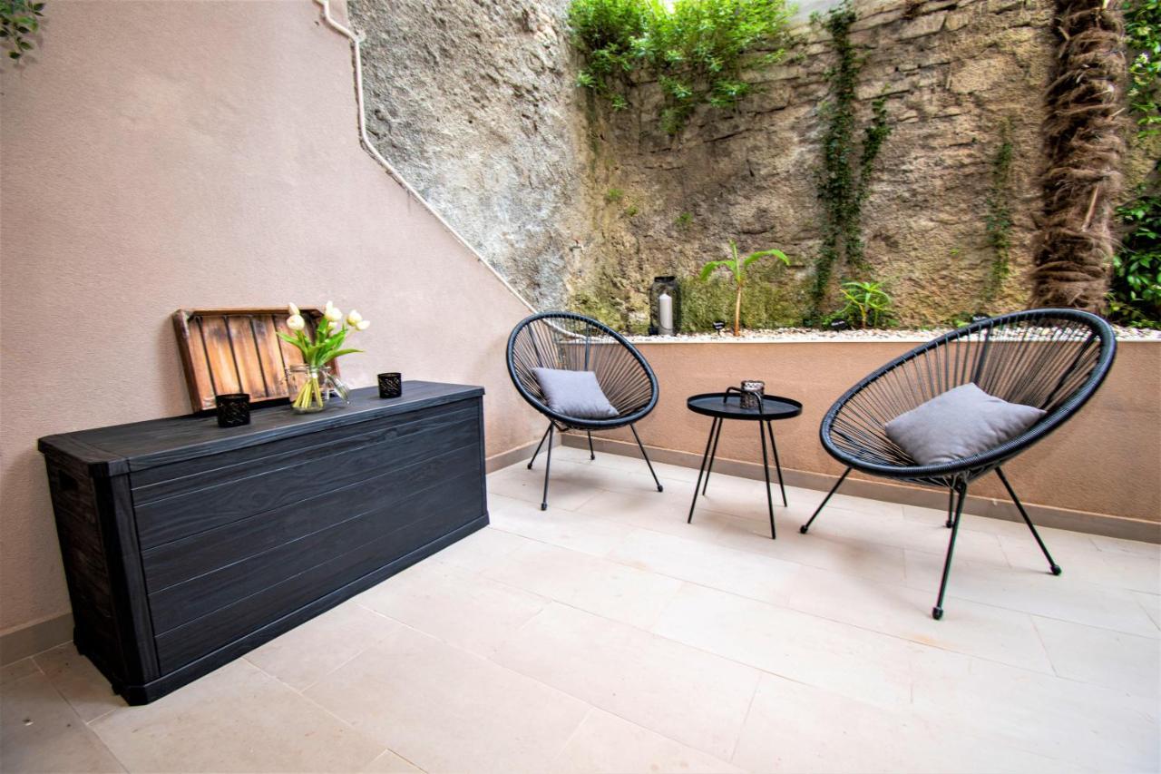 Nina Colosseum Apartment Pula Exterior foto